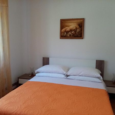 Apartman Violeta Ловран Экстерьер фото