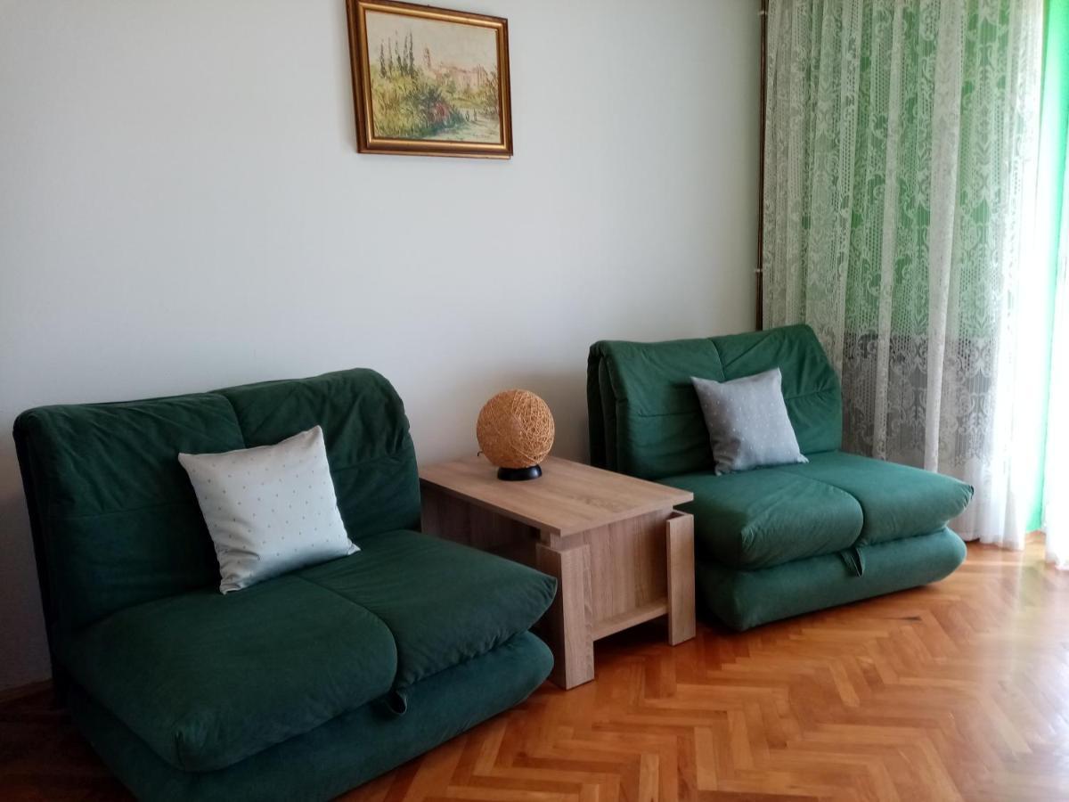 Apartman Violeta Ловран Экстерьер фото
